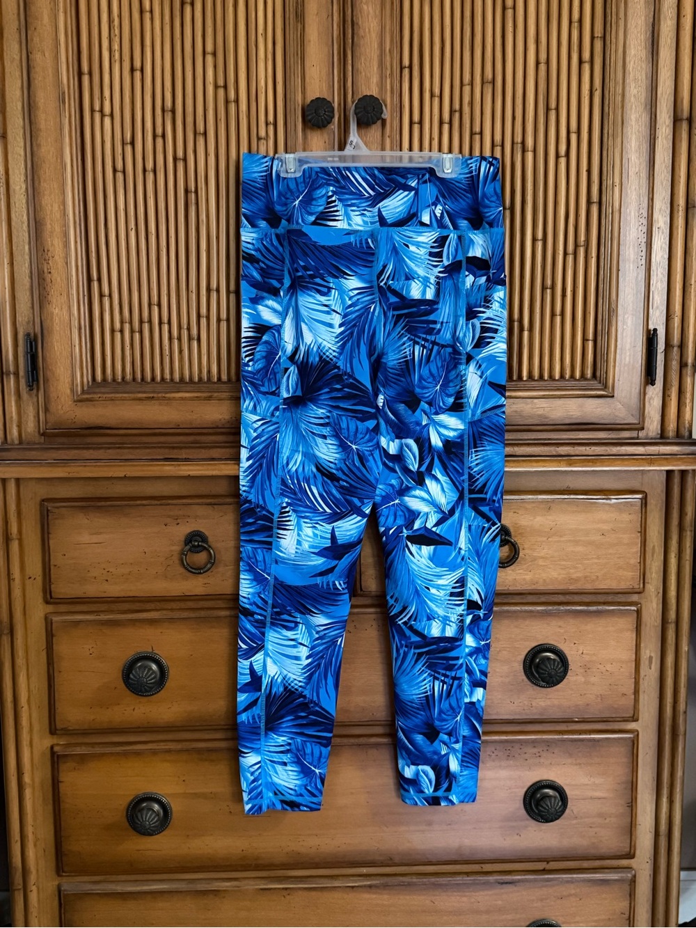 Boston Proper Blue Tropical Leaf Leggings